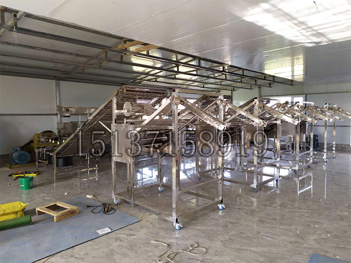 米線(xiàn)機(jī)生產(chǎn)安裝現(xiàn)場(chǎng)