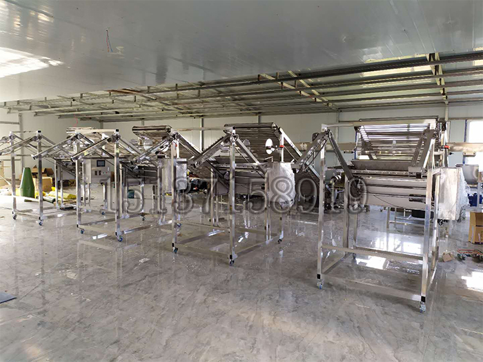 吉林梅河口全自動(dòng)米線(xiàn)機(jī)安裝現(xiàn)場(chǎng)