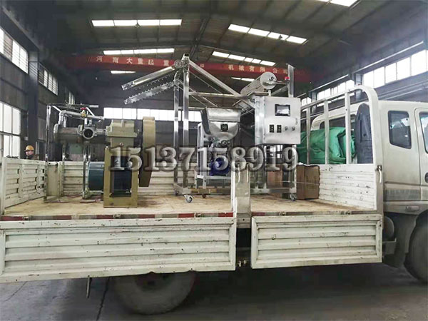 全自動米線機發貨現場